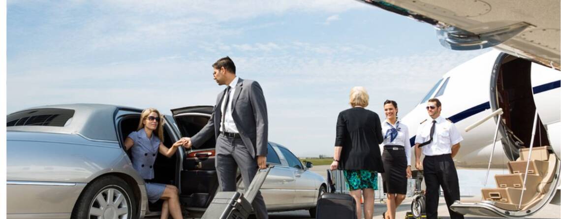 Private airport transfers in Melbourne.